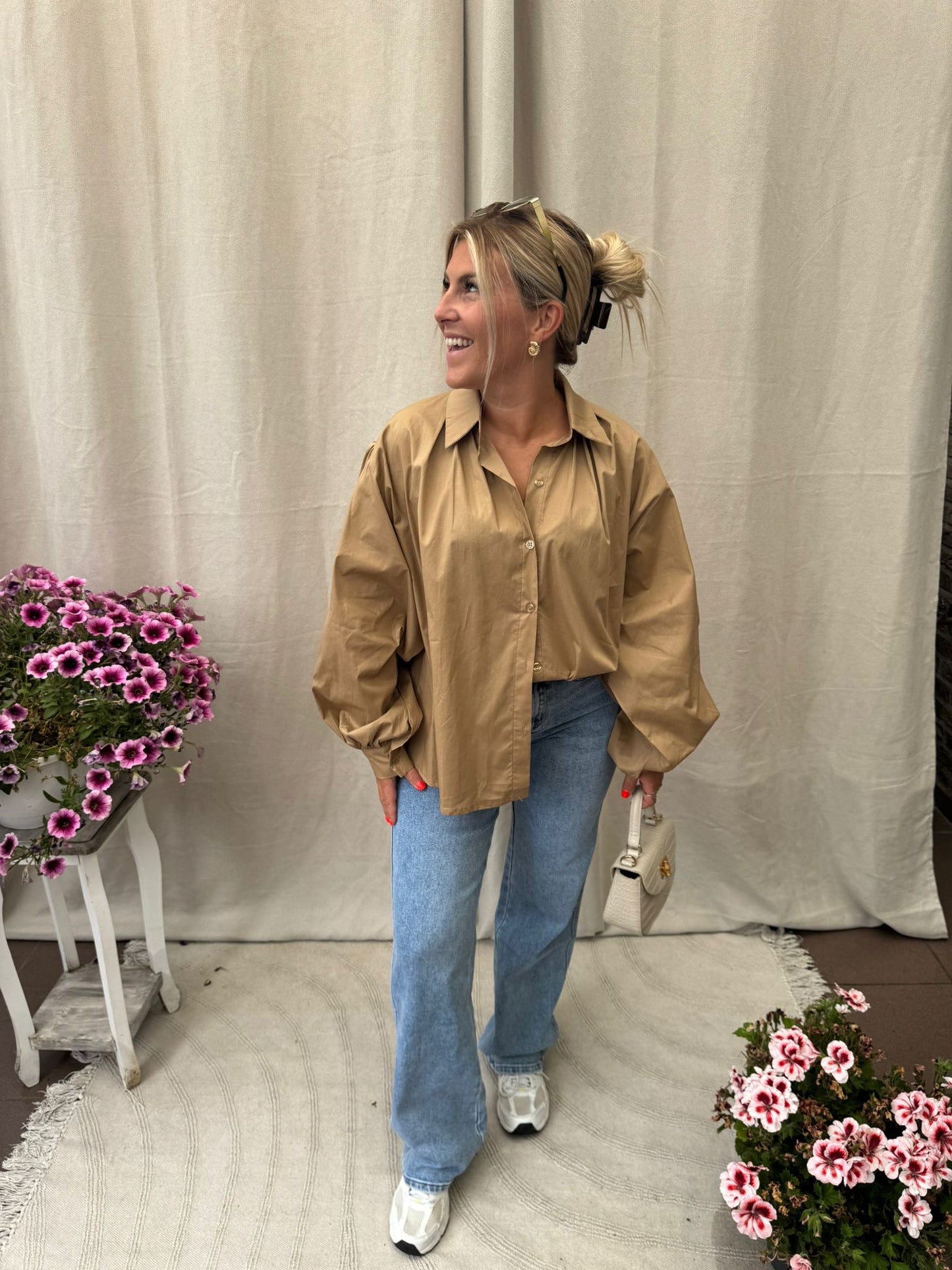 Wide leg jeans
