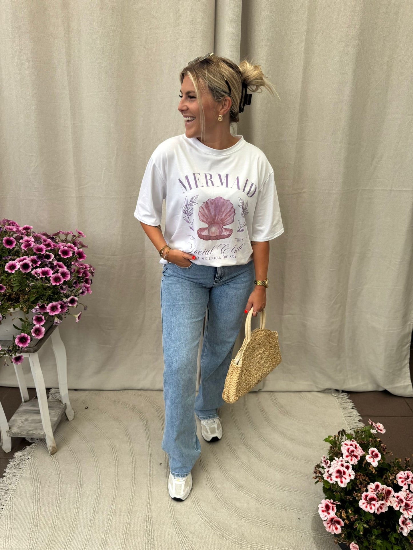 Wide leg jeans