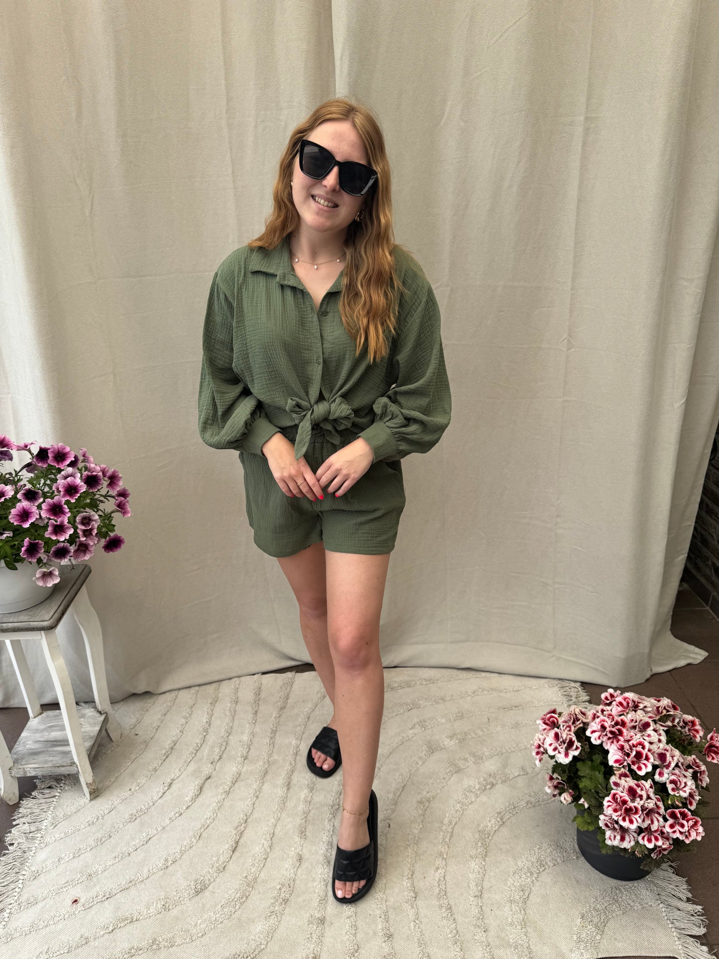 Short tetra set kaki